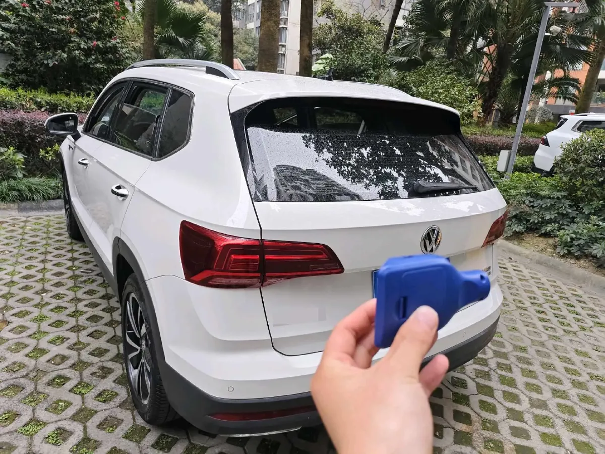 2019 MINI MINI 1.5T 102HP L3 7DCT,autocango,china used car exporter,china ev exporter,chinese used car exporter,chinese used ev exporter