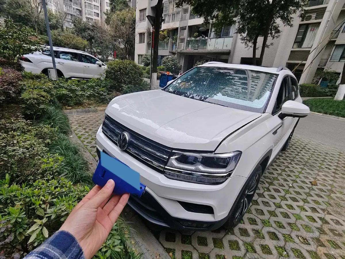 2019 MINI MINI 1.5T 102HP L3 7DCT,autocango,china used car exporter,china ev exporter,chinese used car exporter,chinese used ev exporter