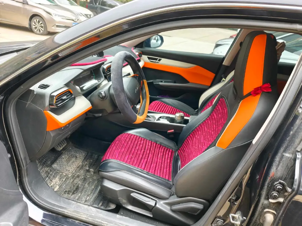 2023 DongFeng Aeolus YiXuan 1.5L 125HP L4 6DCT,autocango,china used car exporter,china ev exporter,chinese used car exporter,chinese used ev exporter