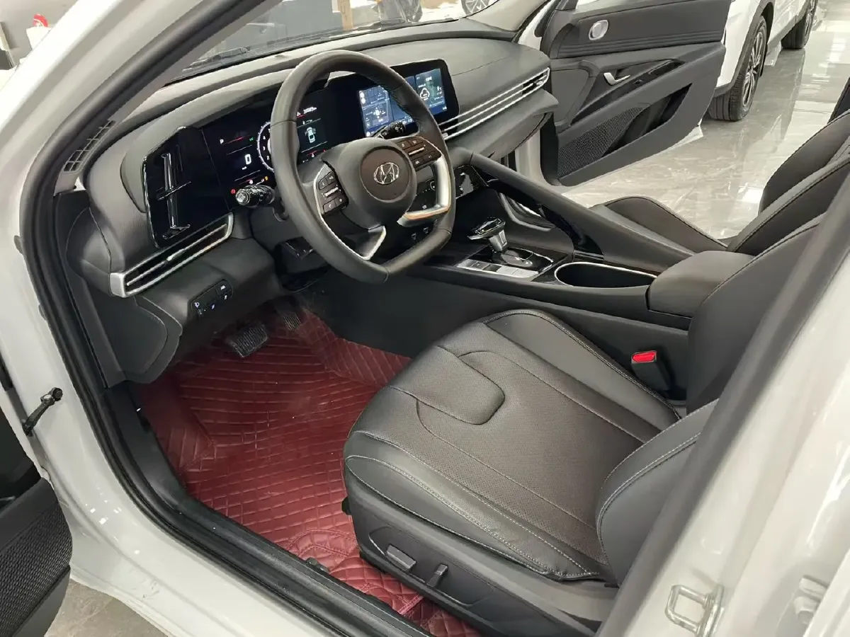 2023 Hyundai Elantra 1.5L 115HP L4 CVT,autocango,china used car exporter,china ev exporter,chinese used car exporter,chinese used ev exporter