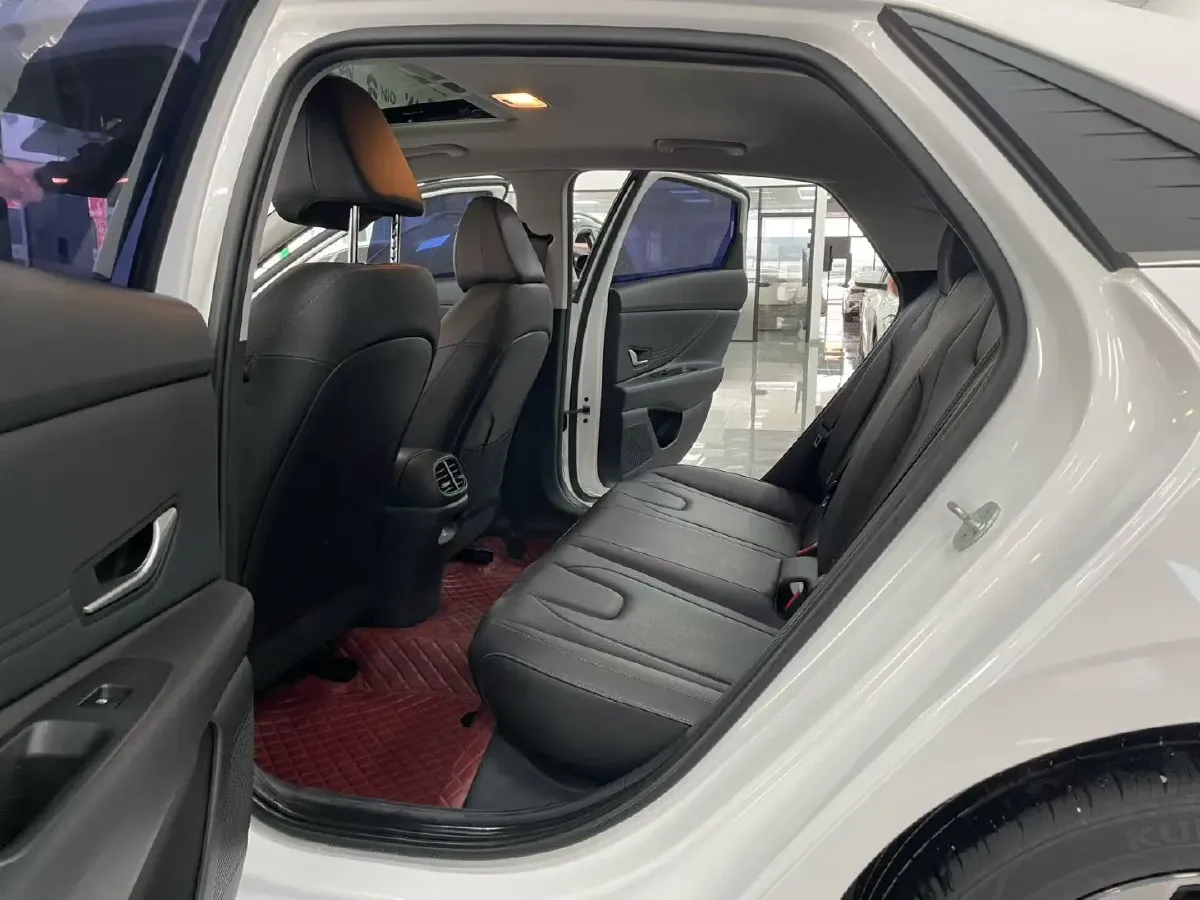 2023 Hyundai Elantra 1.5L 115HP L4 CVT,autocango,china used car exporter,china ev exporter,chinese used car exporter,chinese used ev exporter