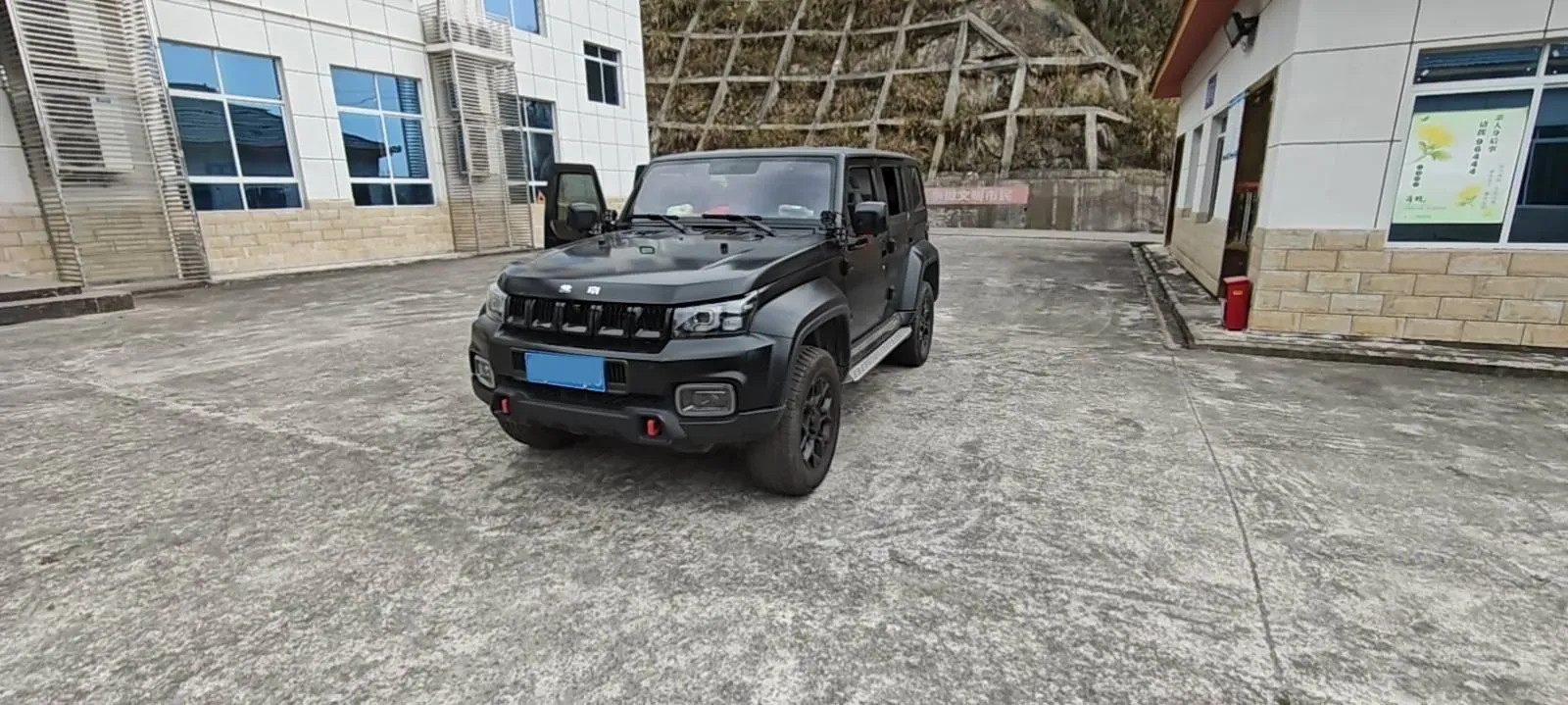 2024 Beijing BJ40 2.0T 163HP L4 8AT,autocango,china used car exporter,china ev exporter,chinese used car exporter,chinese used ev exporter