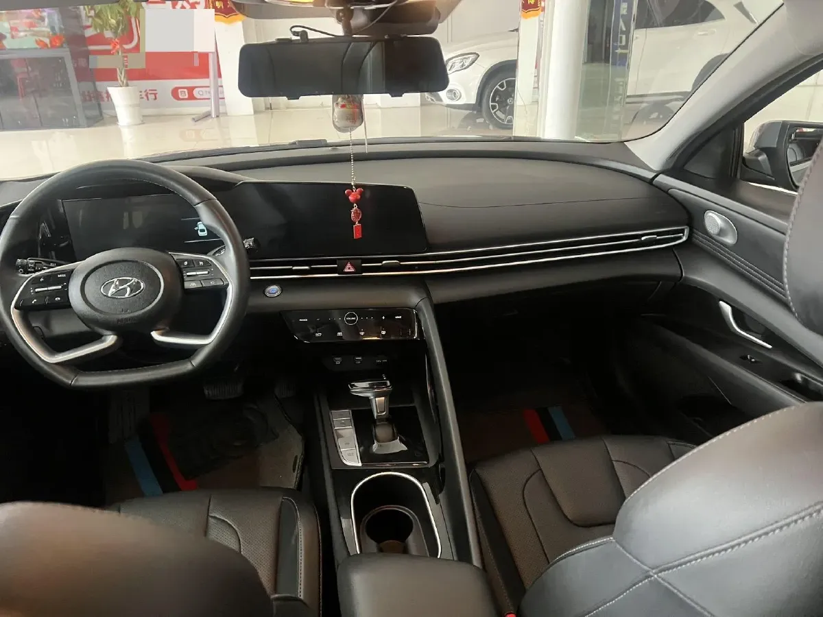 2022 Hyundai Elantra 1.5L 115HP L4 CVT,autocango,china used car exporter,china ev exporter,chinese used car exporter,chinese used ev exporter