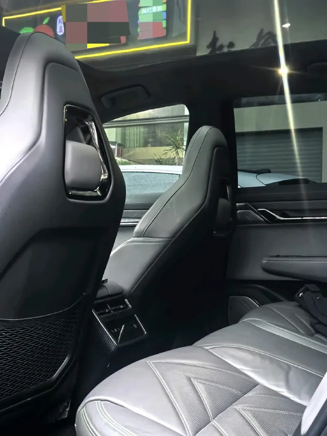 2022 Zeekr 001 BEV 100KWH,autocango,china used car exporter,china ev exporter,chinese used car exporter,chinese used ev exporter