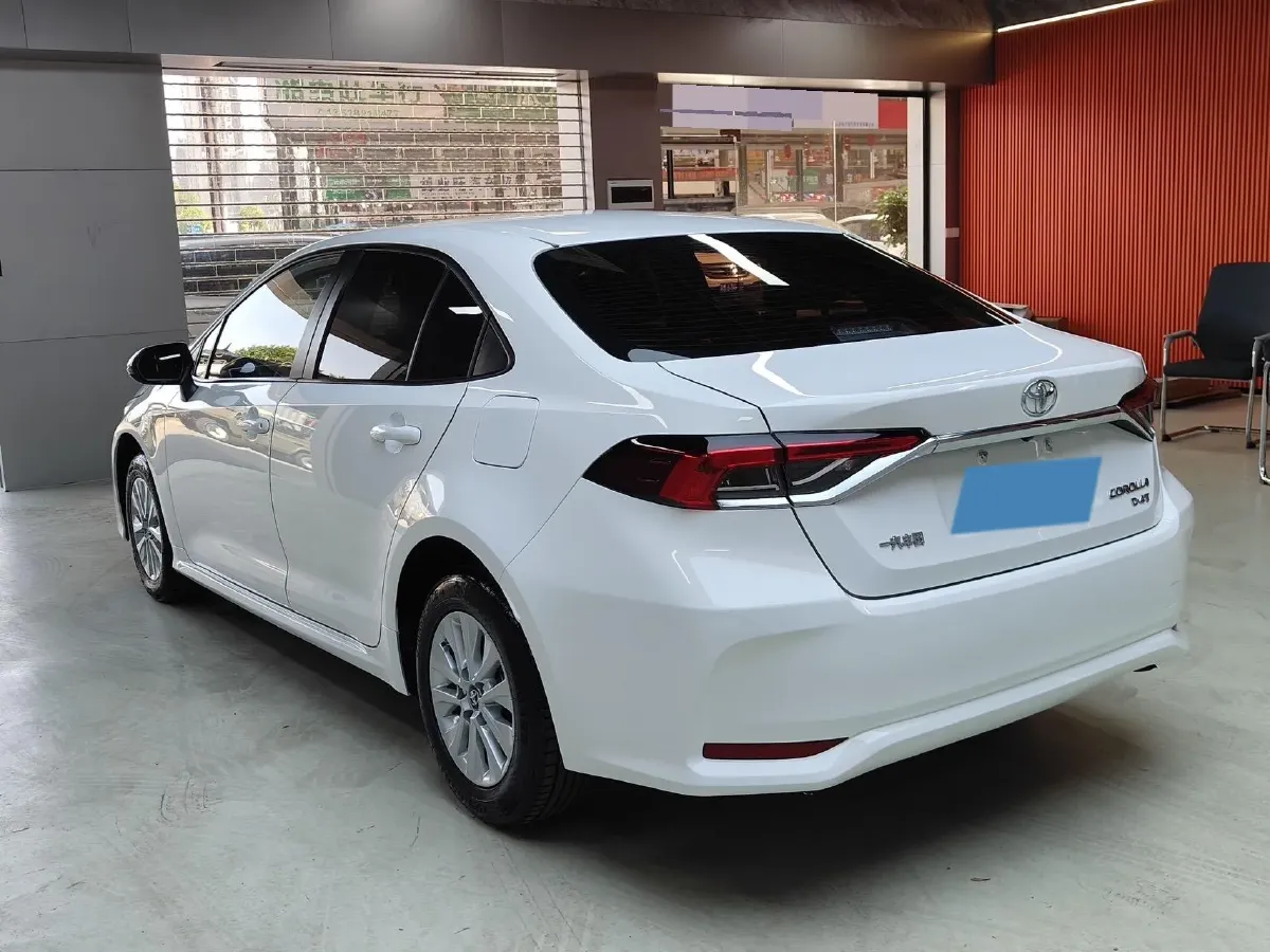 2021 Toyota Corolla 1.2T 116HP L4 CVT,autocango,china used car exporter,china ev exporter,chinese used car exporter,chinese used ev exporter