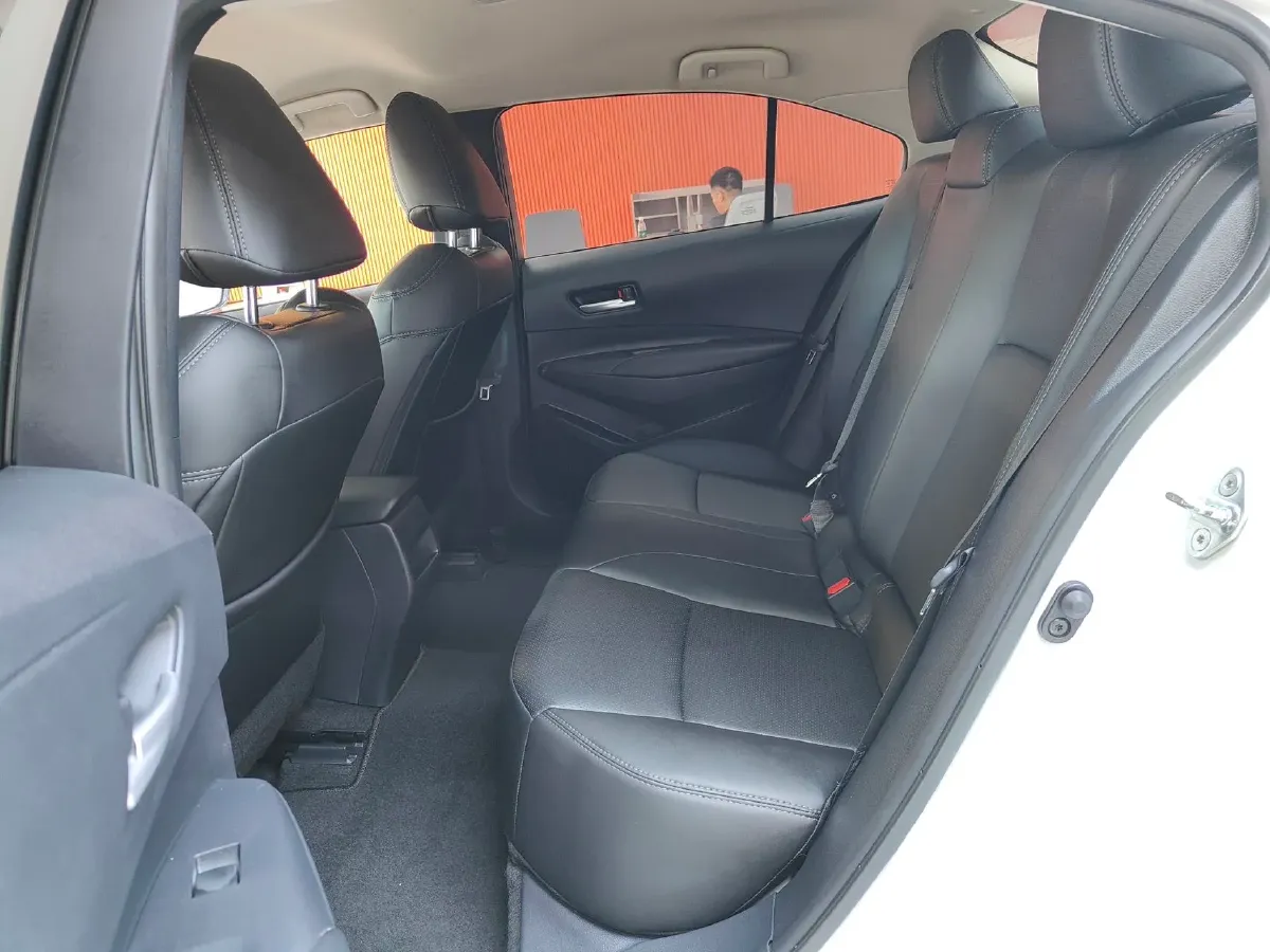 2021 Toyota Corolla 1.2T 116HP L4 CVT,autocango,china used car exporter,china ev exporter,chinese used car exporter,chinese used ev exporter