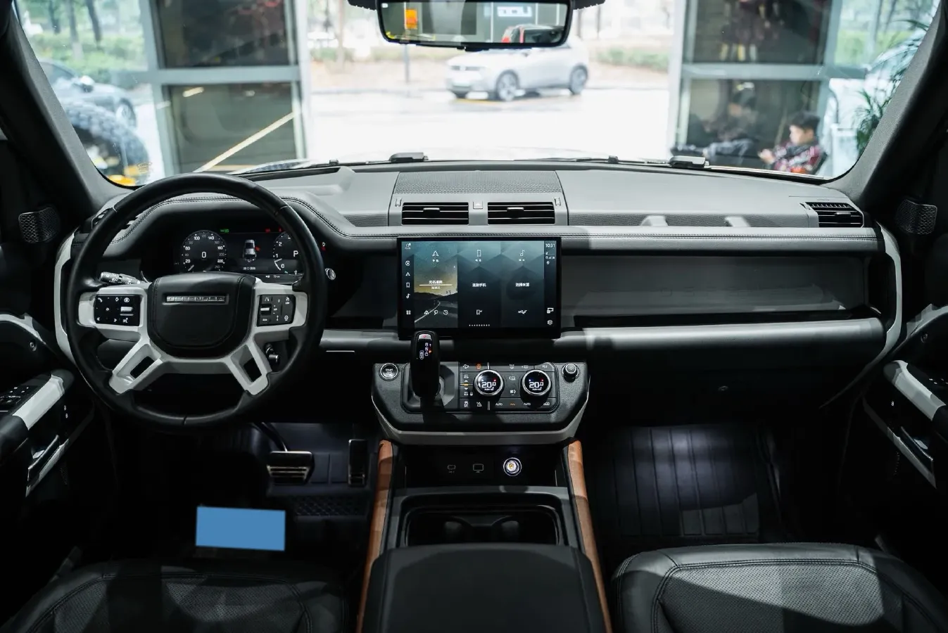 2024 Land Rover Defender 3.0T 400HP L6 8AT,autocango,china used car exporter,china ev exporter,chinese used car exporter,chinese used ev exporter