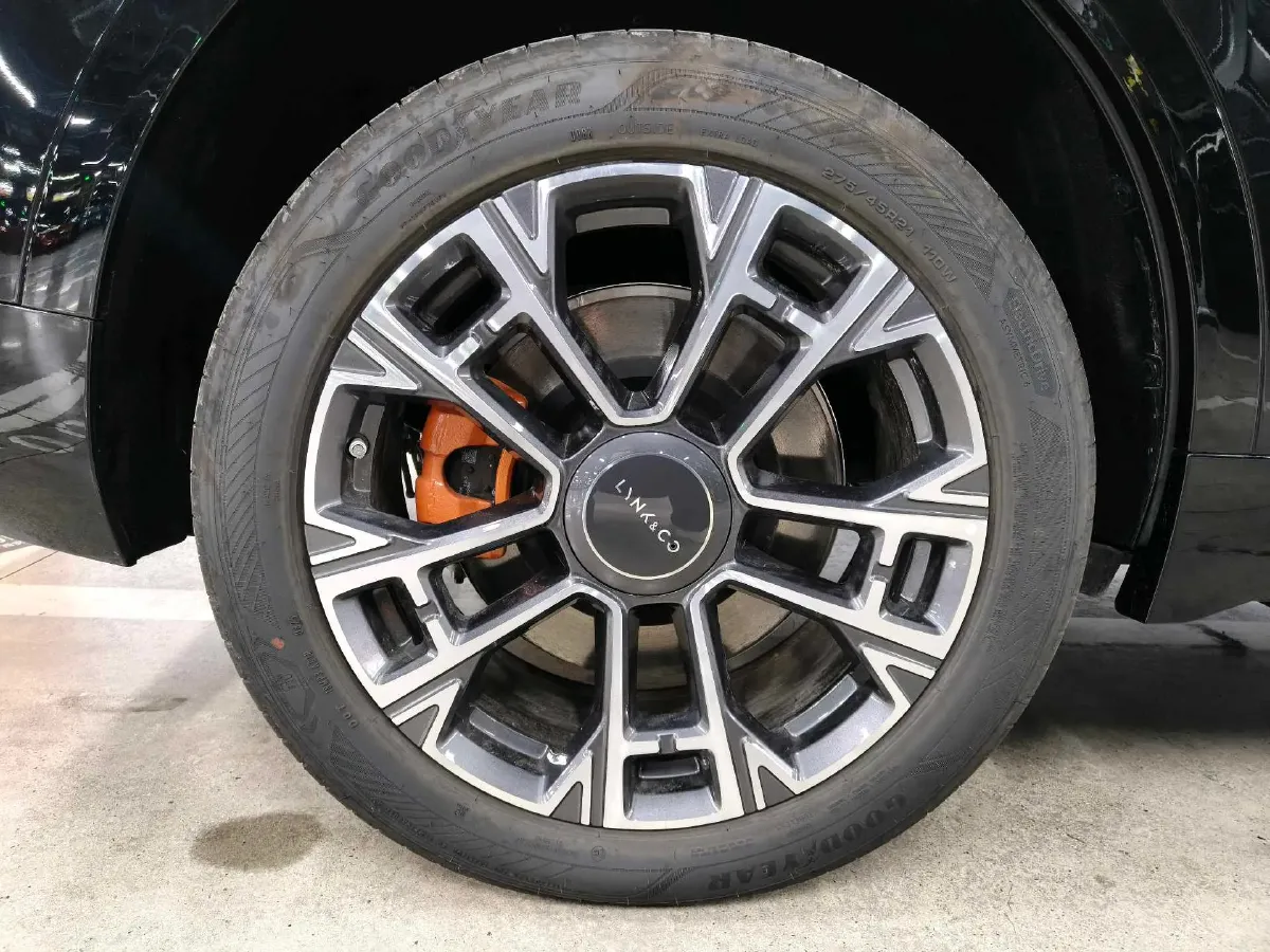 2025 LYNK&CO 900 1.5T 190HP L4 3DHT PHEV 43.3KWH,autocango,china used car exporter,china ev exporter,chinese used car exporter,chinese used ev exporter