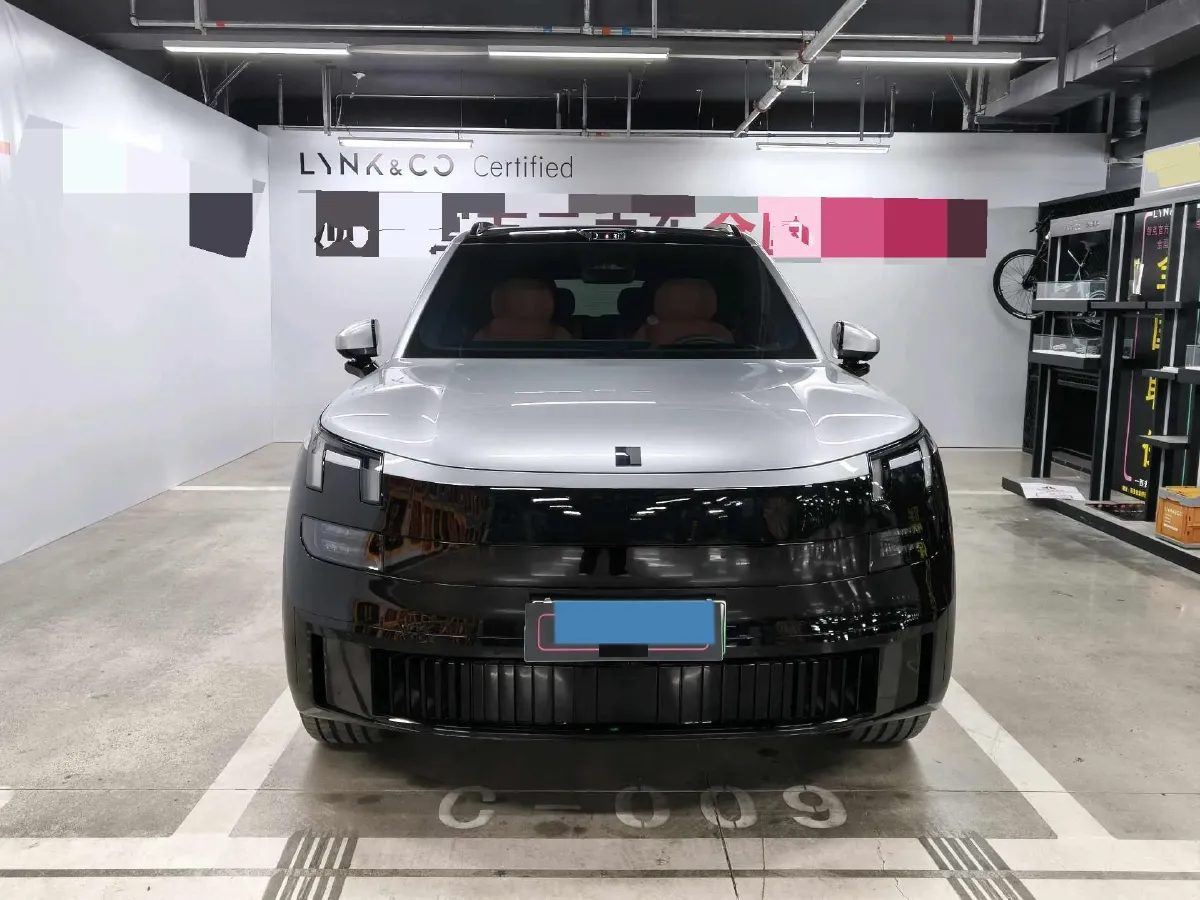 2025 LYNK&CO 900 1.5T 190HP L4 3DHT PHEV 43.3KWH,autocango,china used car exporter,china ev exporter,chinese used car exporter,chinese used ev exporter