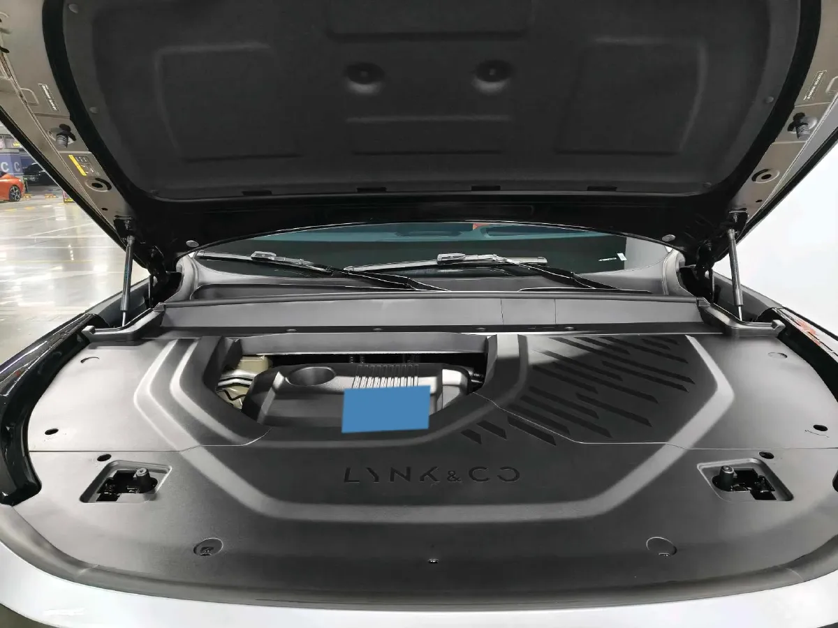 2025 LYNK&CO 900 1.5T 190HP L4 3DHT PHEV 43.3KWH,autocango,china used car exporter,china ev exporter,chinese used car exporter,chinese used ev exporter