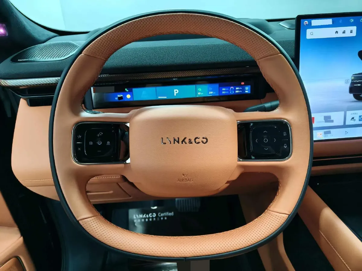 2025 LYNK&CO 900 1.5T 190HP L4 3DHT PHEV 43.3KWH,autocango,china used car exporter,china ev exporter,chinese used car exporter,chinese used ev exporter