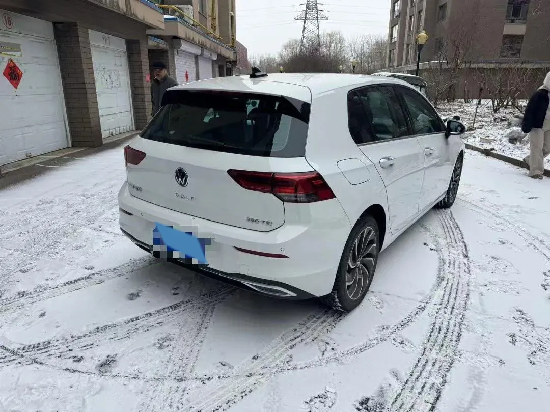 2023 Volkswagen Golf 1.4T 150HP L4 7DCT,autocango,china used car exporter,china ev exporter,chinese used car exporter,chinese used ev exporter