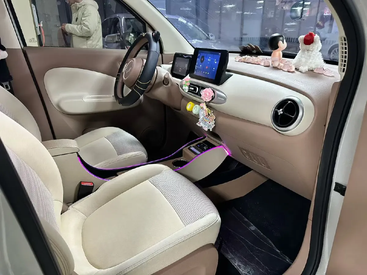 2025 WuLing HongGuang MINI EV BEV 16.2KWH,autocango,china used car exporter,china ev exporter,chinese used car exporter,chinese used ev exporter