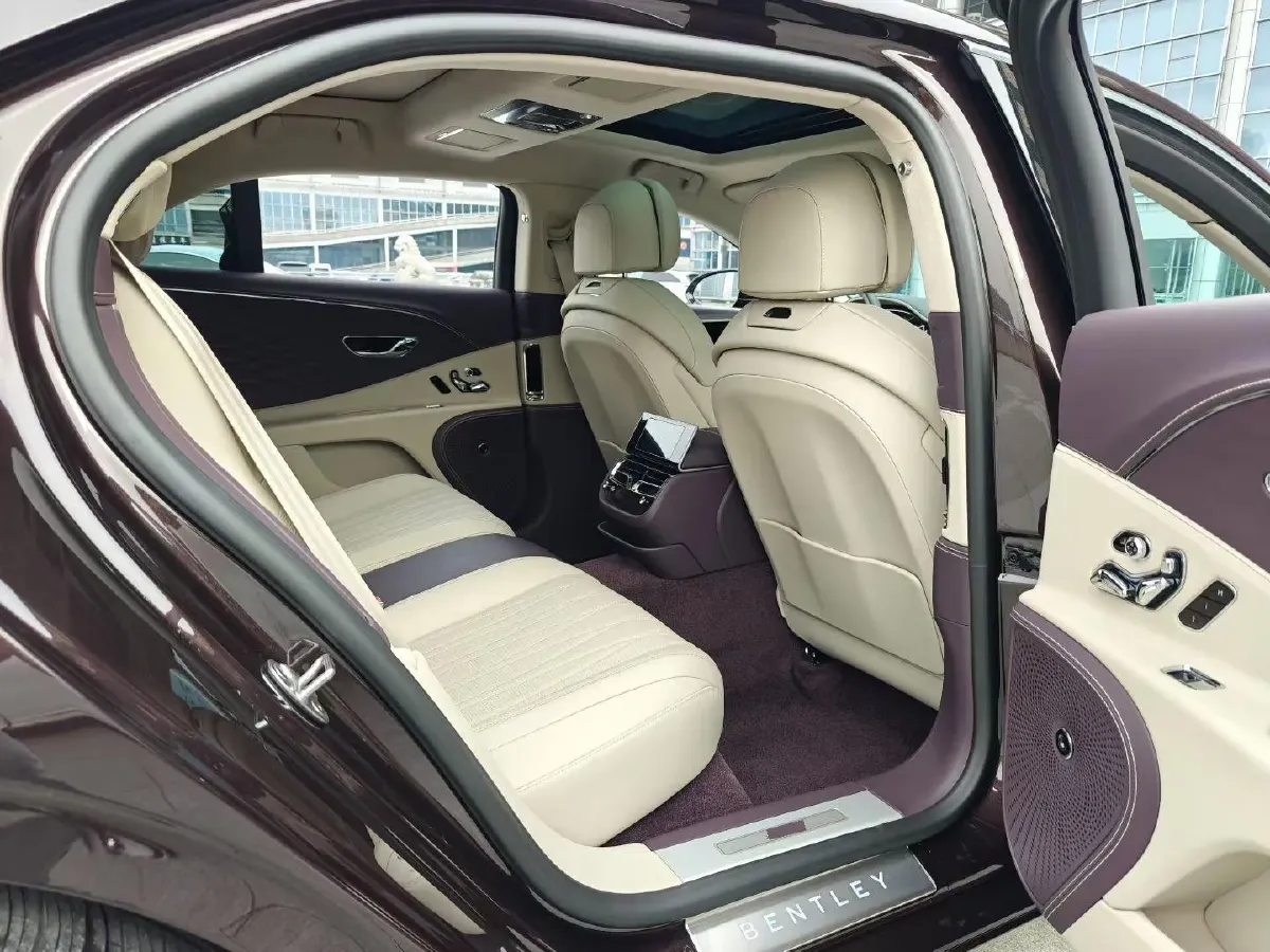 2023 Bentley Flying Spur 4.0T 550HP V8 8DCT,autocango,china used car exporter,china ev exporter,chinese used car exporter,chinese used ev exporter