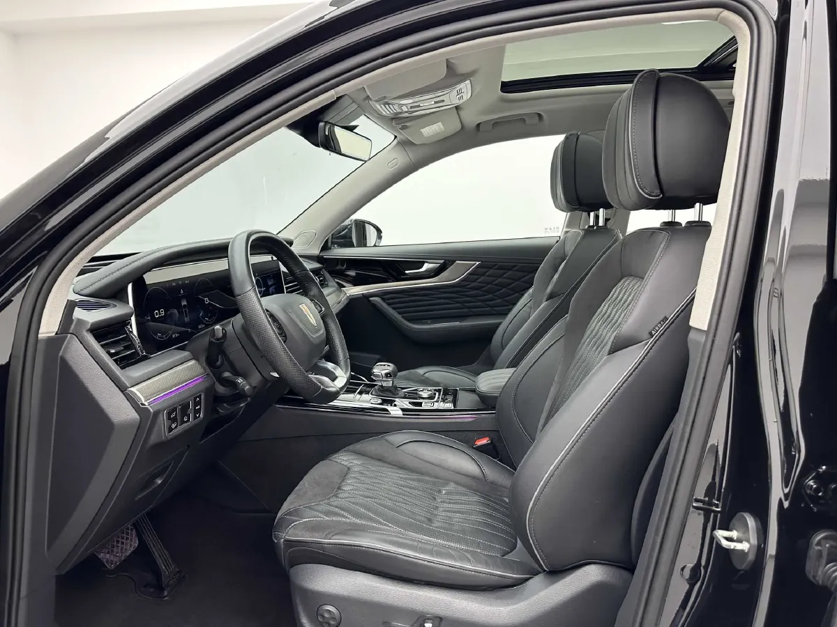 2022 HongQi HS5 2.0T 224HP L4 6AT,autocango,china used car exporter,china ev exporter,chinese used car exporter,chinese used ev exporter