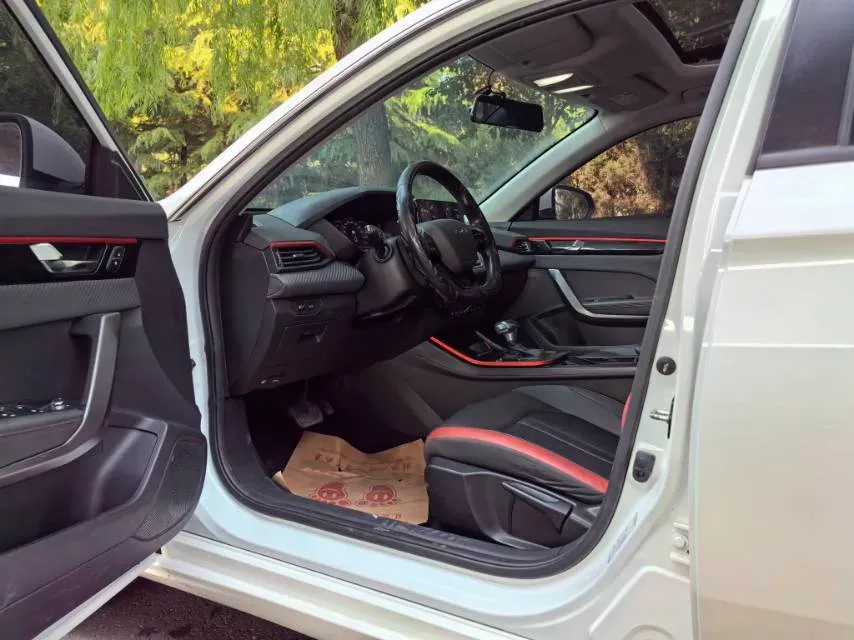 2021 DongFeng Aeolus YiXuan 1.5T 150HP L4 6DCT,autocango,china used car exporter,china ev exporter,chinese used car exporter,chinese used ev exporter