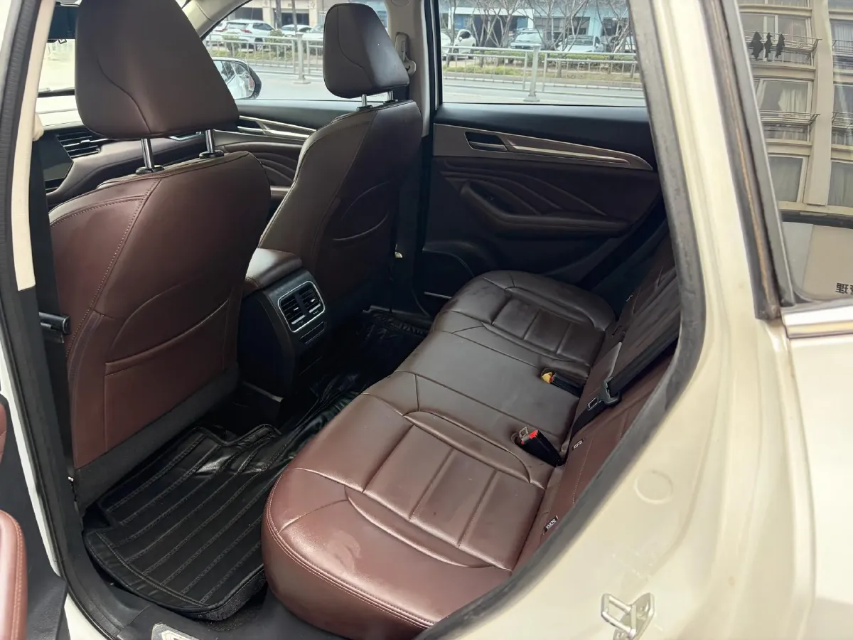 2019 Haval F7 1.5T 169HP L4 7DCT,autocango,china used car exporter,china ev exporter,chinese used car exporter,chinese used ev exporter