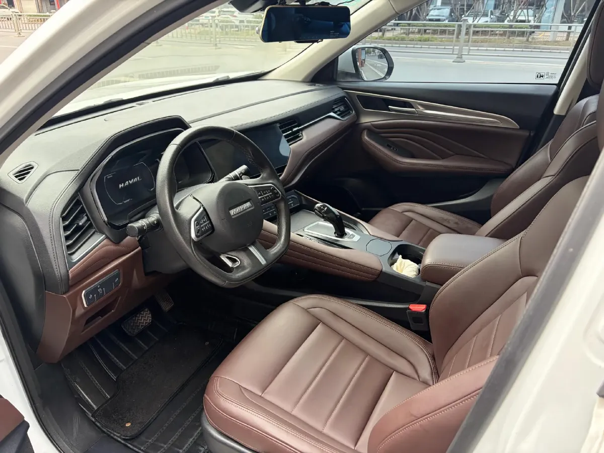 2019 Haval F7 1.5T 169HP L4 7DCT,autocango,china used car exporter,china ev exporter,chinese used car exporter,chinese used ev exporter