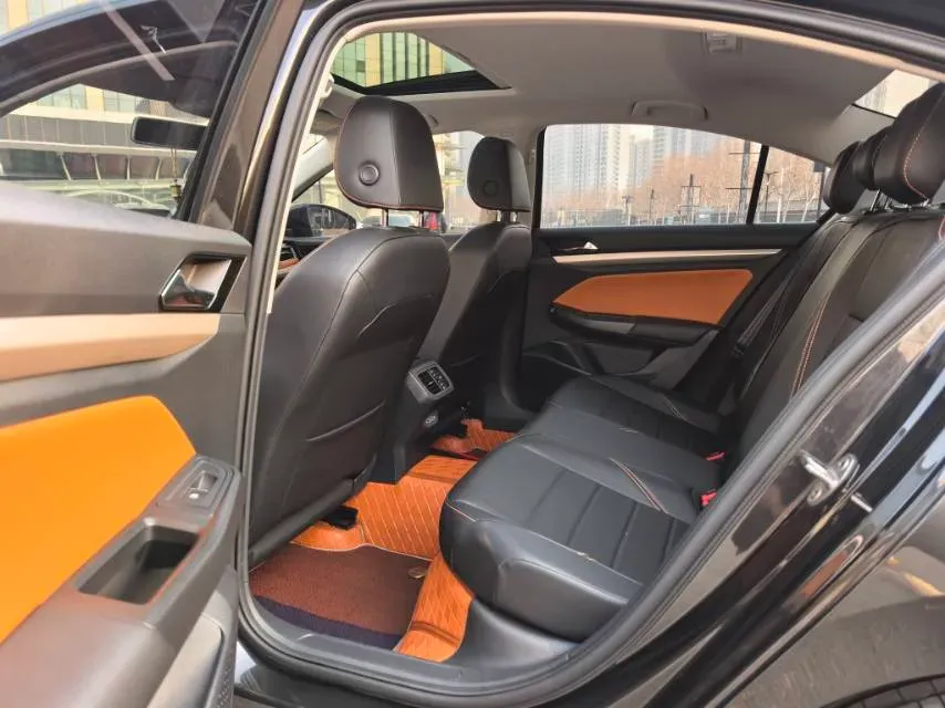 2024 Volkswagen Bora 1.2T 116HP L4 7DCT,autocango,china used car exporter,china ev exporter,chinese used car exporter,chinese used ev exporter