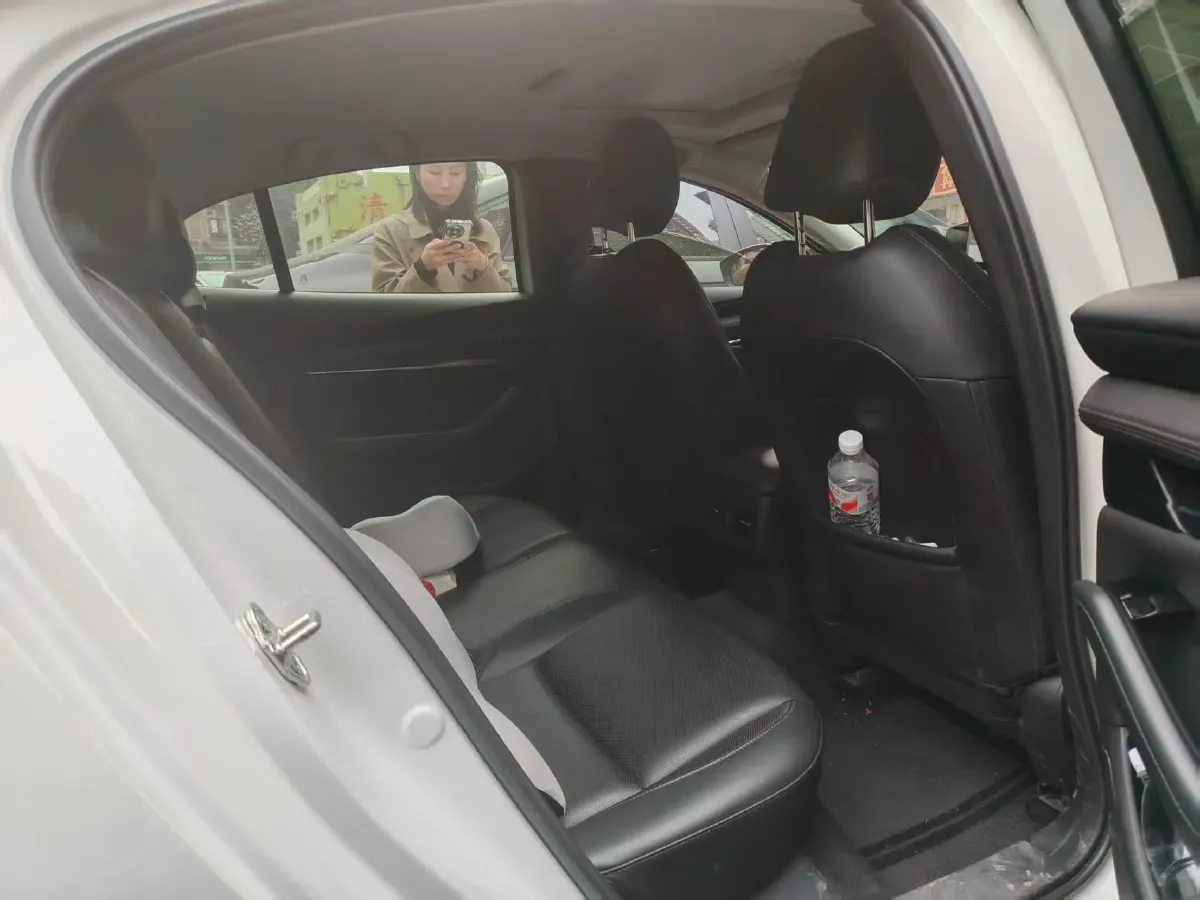 2023 Mazda 3 Axela 2.0L 158HP L4 6AT,autocango,china used car exporter,china ev exporter,chinese used car exporter,chinese used ev exporter