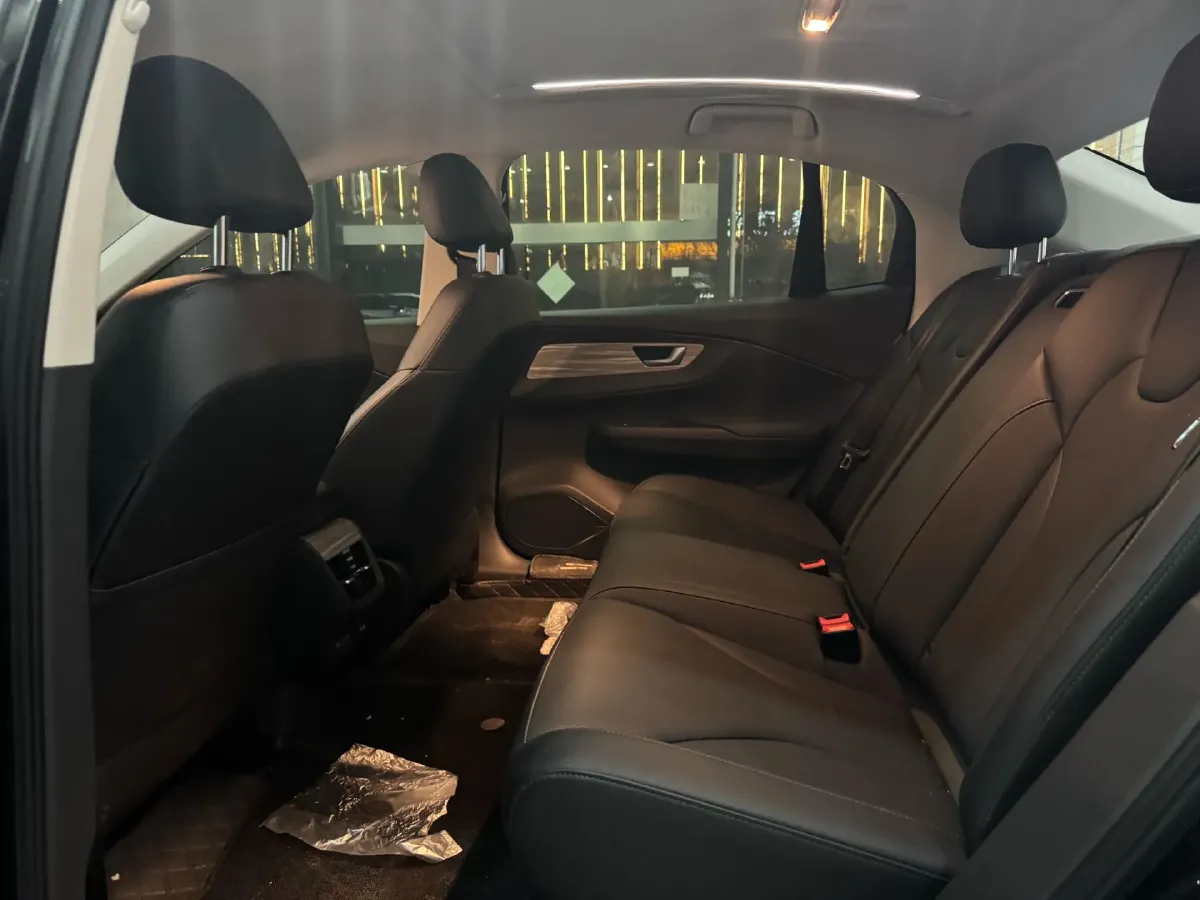 2024 HongQi E-QM5 BEV 72KWH,autocango,china used car exporter,china ev exporter,chinese used car exporter,chinese used ev exporter