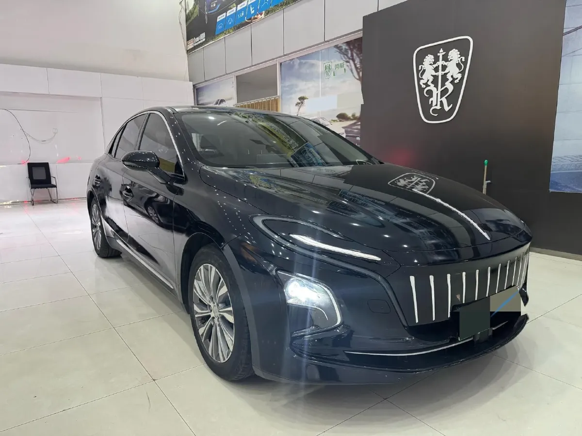 2024 HongQi E-QM5 BEV 72KWH,autocango,china used car exporter,china ev exporter,chinese used car exporter,chinese used ev exporter