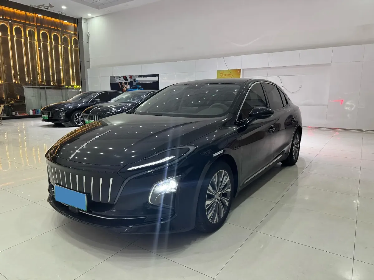 2024 HongQi E-QM5 BEV 72KWH,autocango,china used car exporter,china ev exporter,chinese used car exporter,chinese used ev exporter