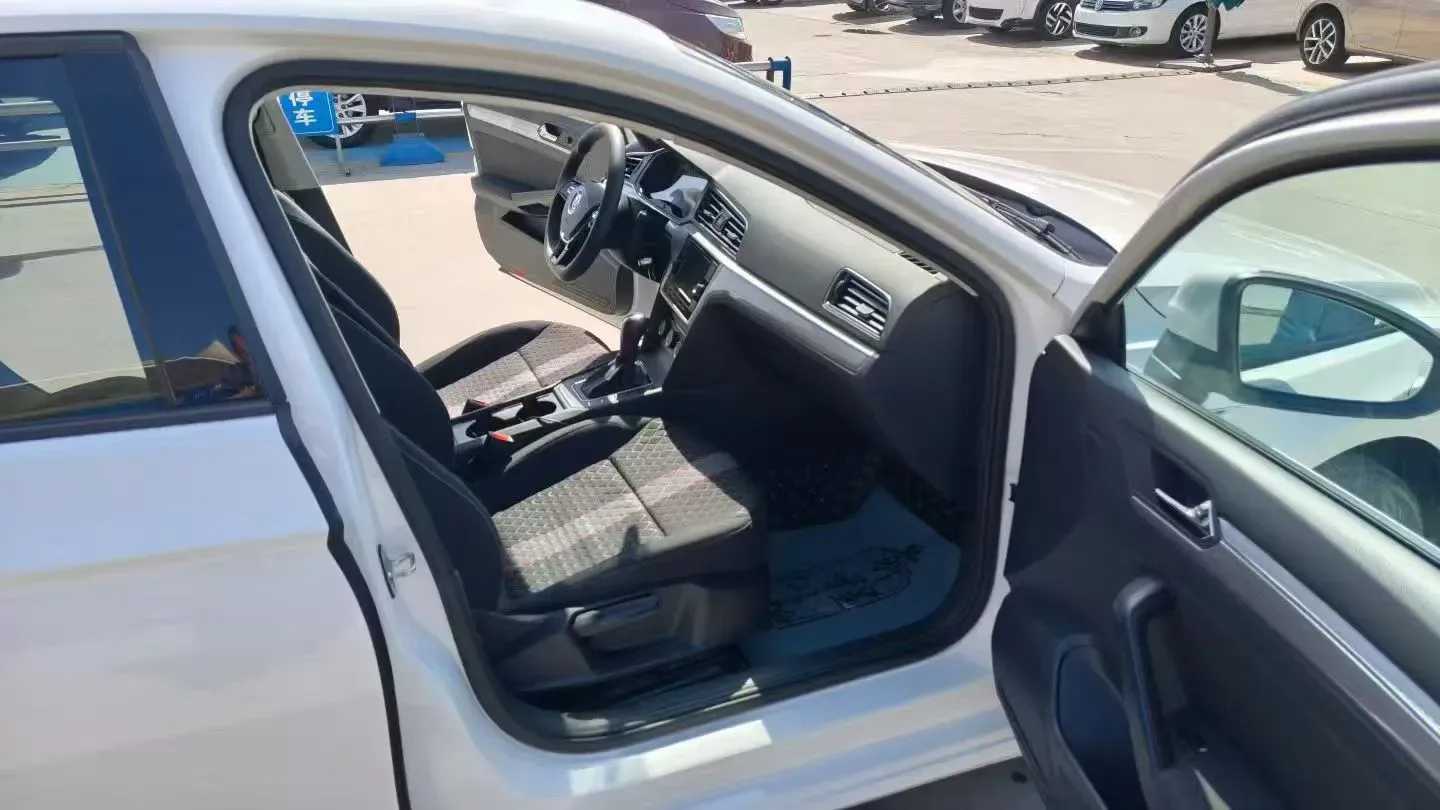 2019 Volkswagen Lamando 1.4T 131HP L4 7DCT,autocango,china used car exporter,china ev exporter,chinese used car exporter,chinese used ev exporter