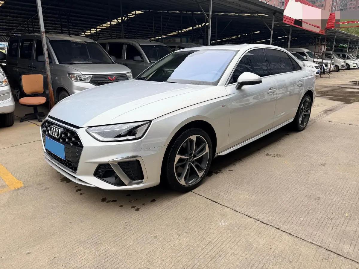 2023 Audi A4L 2.0T 190HP L4 7DCT,autocango,china used car exporter,china ev exporter,chinese used car exporter,chinese used ev exporter