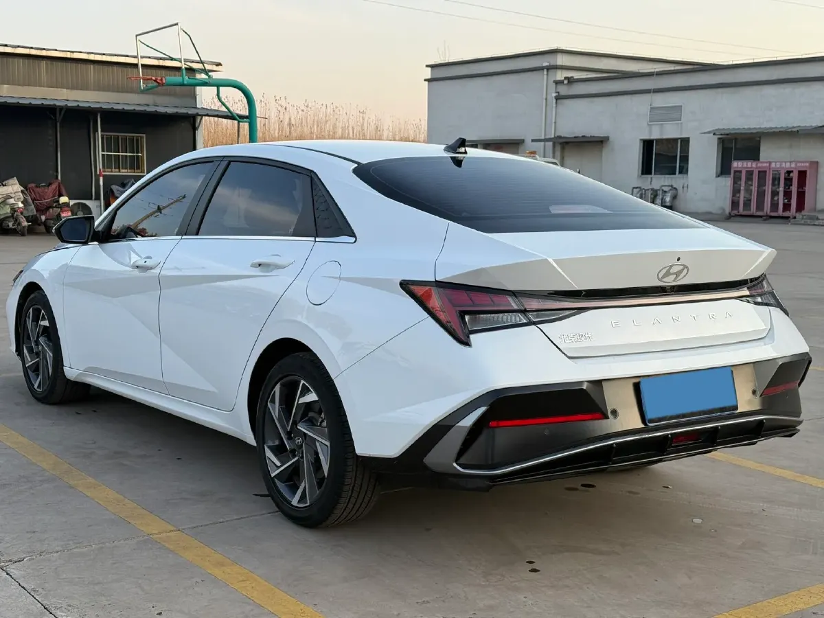 2022 Hyundai Elantra 1.5L 115HP L4 CVT,autocango,china used car exporter,china ev exporter,chinese used car exporter,chinese used ev exporter