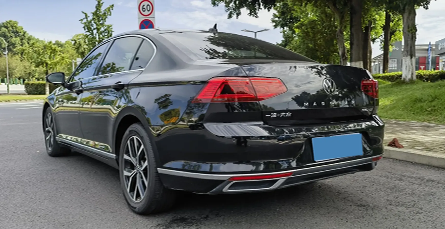 2020 Volkswagen Magotan 2.0T 186HP L4 7DCT,autocango,china used car exporter,china ev exporter,chinese used car exporter,chinese used ev exporter