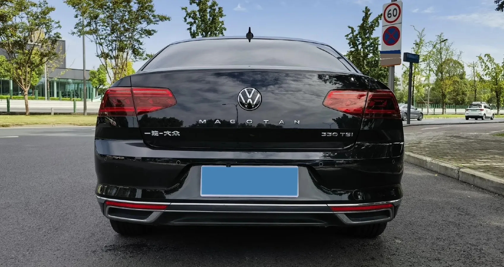 2020 Volkswagen Magotan 2.0T 186HP L4 7DCT,autocango,china used car exporter,china ev exporter,chinese used car exporter,chinese used ev exporter