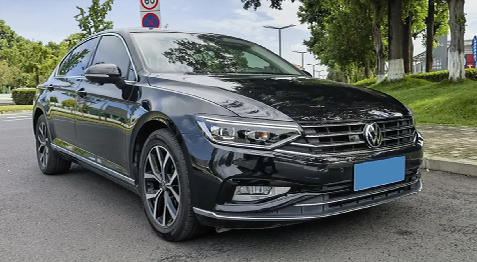 2020 Volkswagen Magotan 2.0T 186HP L4 7DCT,autocango,china used car exporter,china ev exporter,chinese used car exporter,chinese used ev exporter