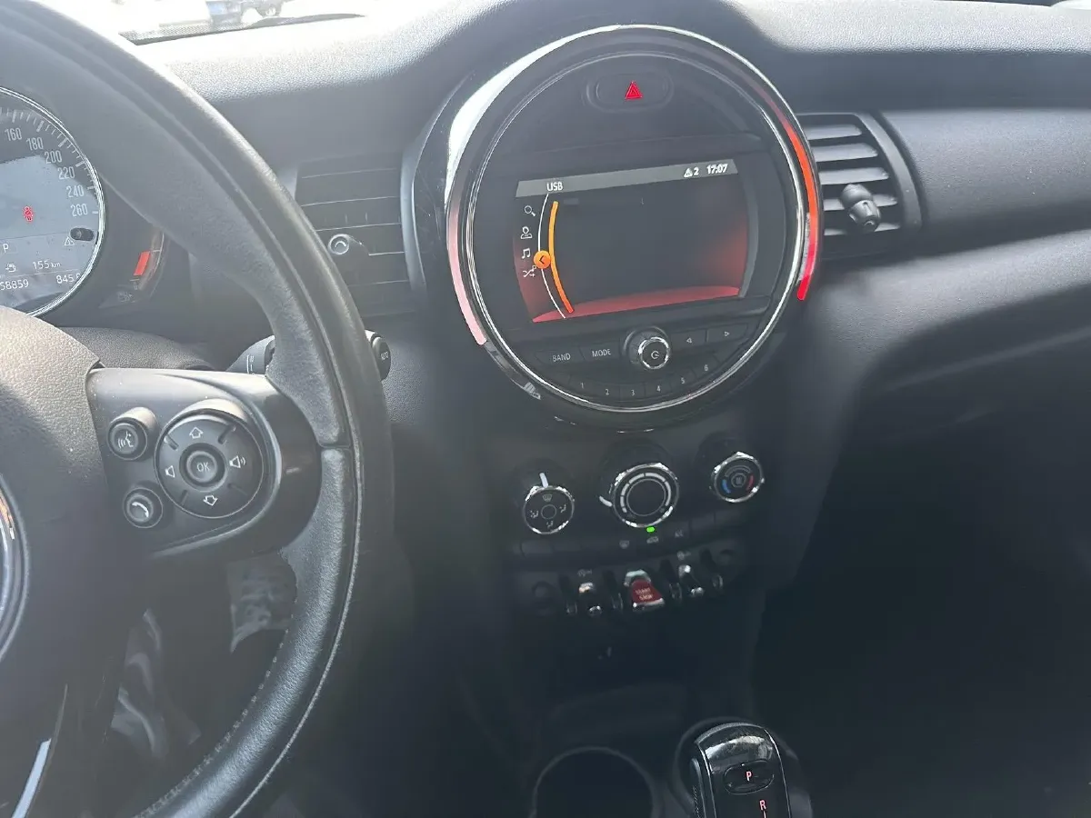 2019 MINI MINI 1.5T 102HP L3 7DCT,autocango,china used car exporter,china ev exporter,chinese used car exporter,chinese used ev exporter