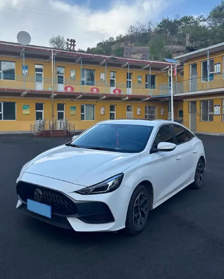 2023 MG 5 1.5L 129HP L4 CVT,autocango,china used car exporter,china ev exporter,chinese used car exporter,chinese used ev exporter