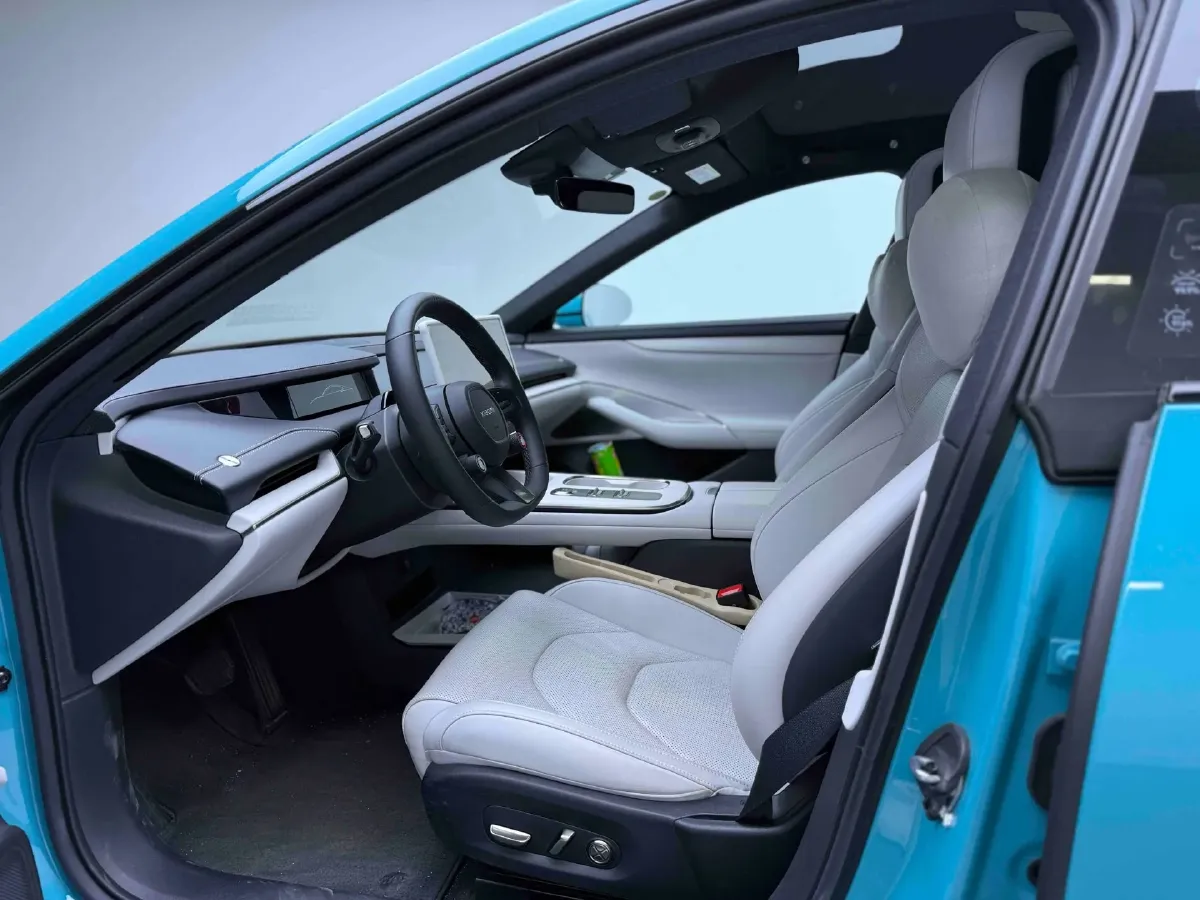 2024 MI SU7 BEV 73.6KWH,autocango,china used car exporter,china ev exporter,chinese used car exporter,chinese used ev exporter