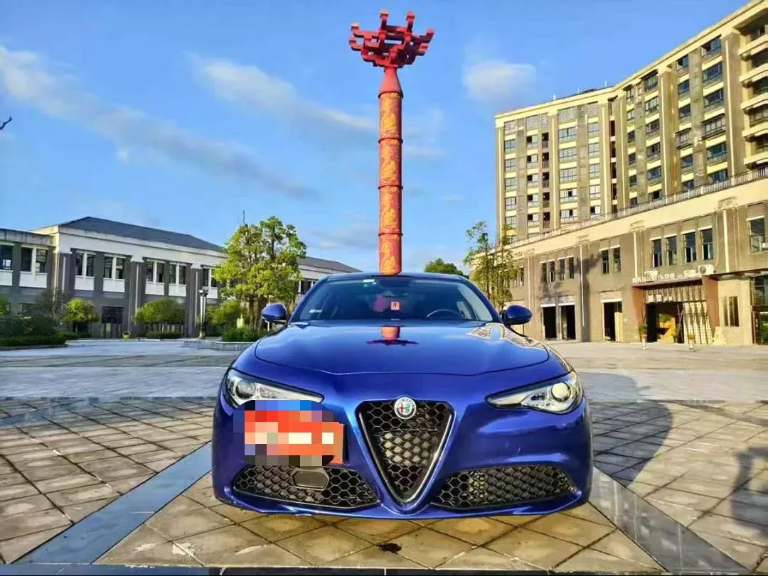 2017 Toyota Highlander 2.0T 220HP L4 6AT,autocango,china used car exporter,china ev exporter,chinese used car exporter,chinese used ev exporter