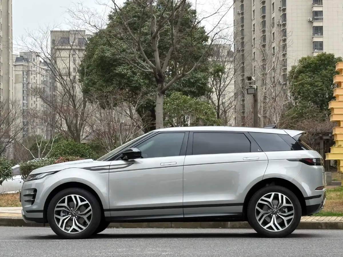 2024 Land Rover Range Rover Evoque 2.0T 249HP L4 9AT,autocango,china used car exporter,china ev exporter,chinese used car exporter,chinese used ev exporter