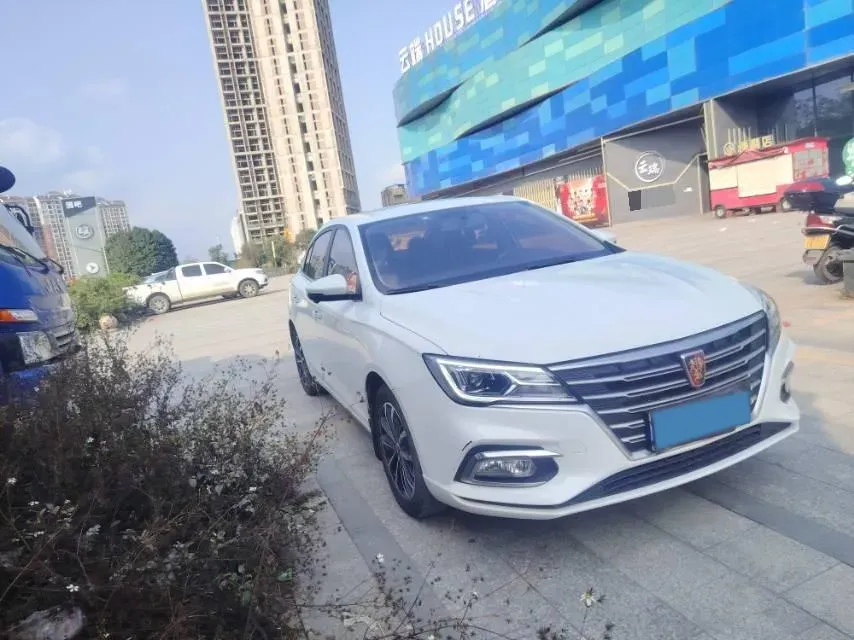 2020 Roewe i5 1.5L 120HP L4 CVT,autocango,china used car exporter,china ev exporter,chinese used car exporter,chinese used ev exporter