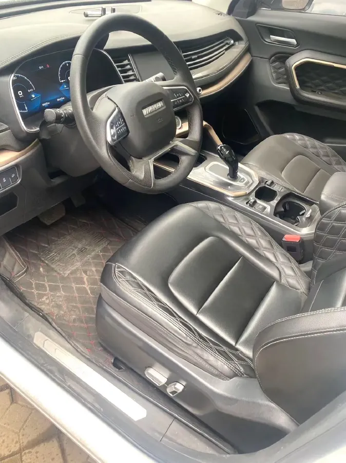 2021 Haval H6 1.5T 169HP L4 7DCT,autocango,china used car exporter,china ev exporter,chinese used car exporter,chinese used ev exporter