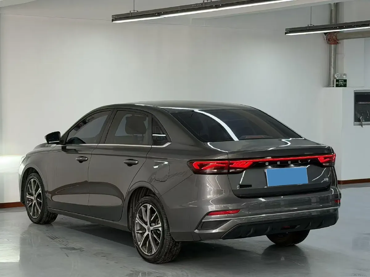 2022 Geely Emgrand 1.5L 114HP L4 CVT,autocango,china used car exporter,china ev exporter,chinese used car exporter,chinese used ev exporter