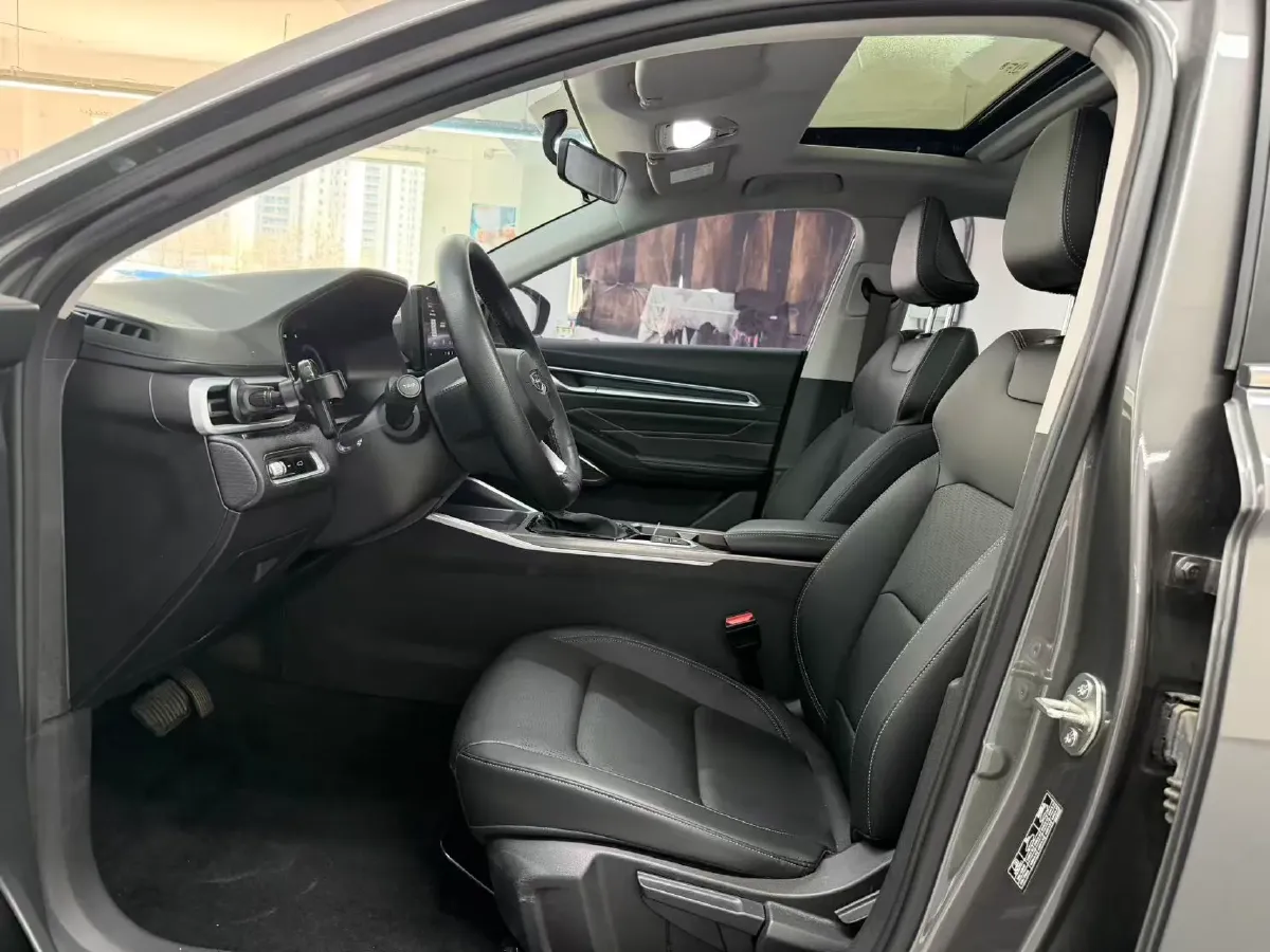 2022 Geely Emgrand 1.5L 114HP L4 CVT,autocango,china used car exporter,china ev exporter,chinese used car exporter,chinese used ev exporter