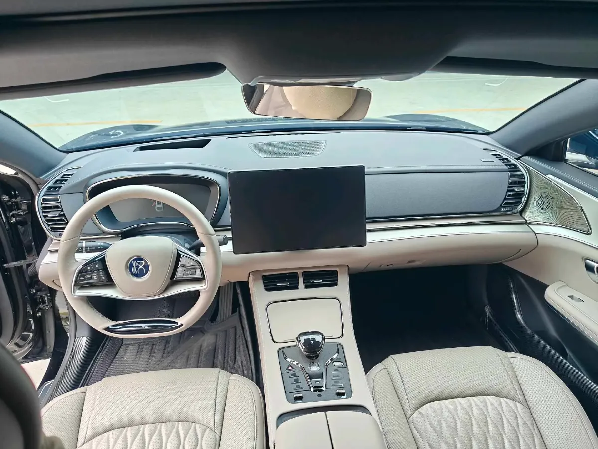 2025 BYD Han BEV 72KWH,autocango,china used car exporter,china ev exporter,chinese used car exporter,chinese used ev exporter