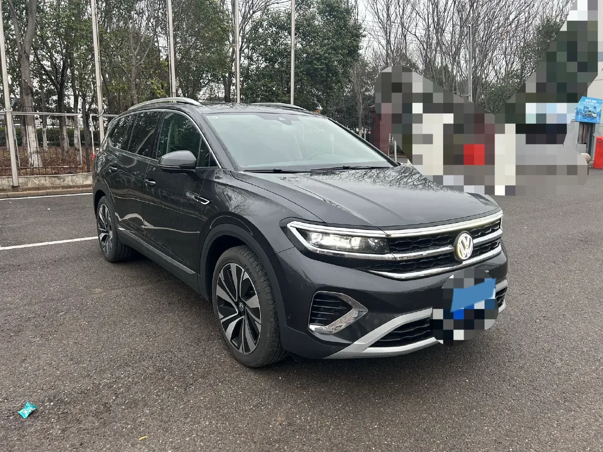 2025 Volkswagen Talagon 2.0T 220HP L4 7DCT,autocango,china used car exporter,china ev exporter,chinese used car exporter,chinese used ev exporter