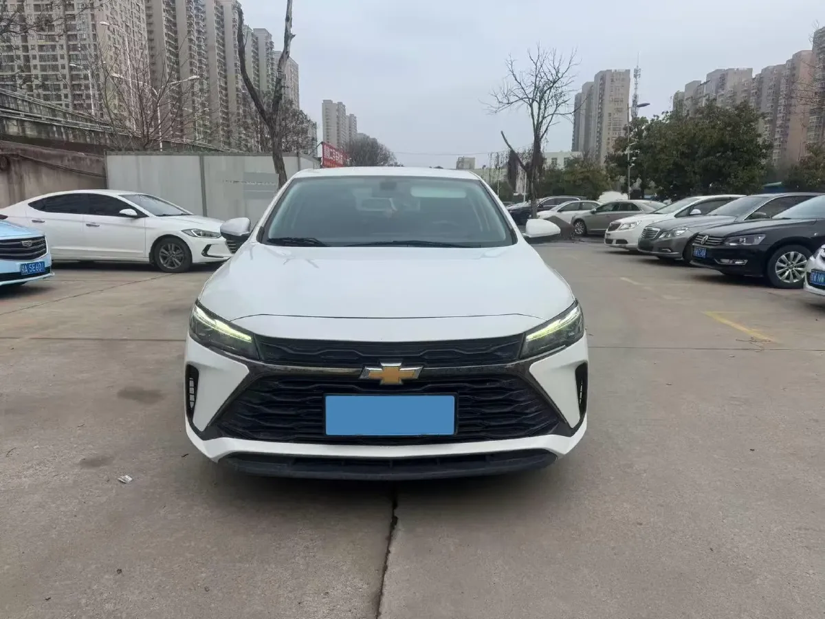 2023 Chevrolet Monza 1.5L 113HP L4 6DCT,autocango,china used car exporter,china ev exporter,chinese used car exporter,chinese used ev exporter
