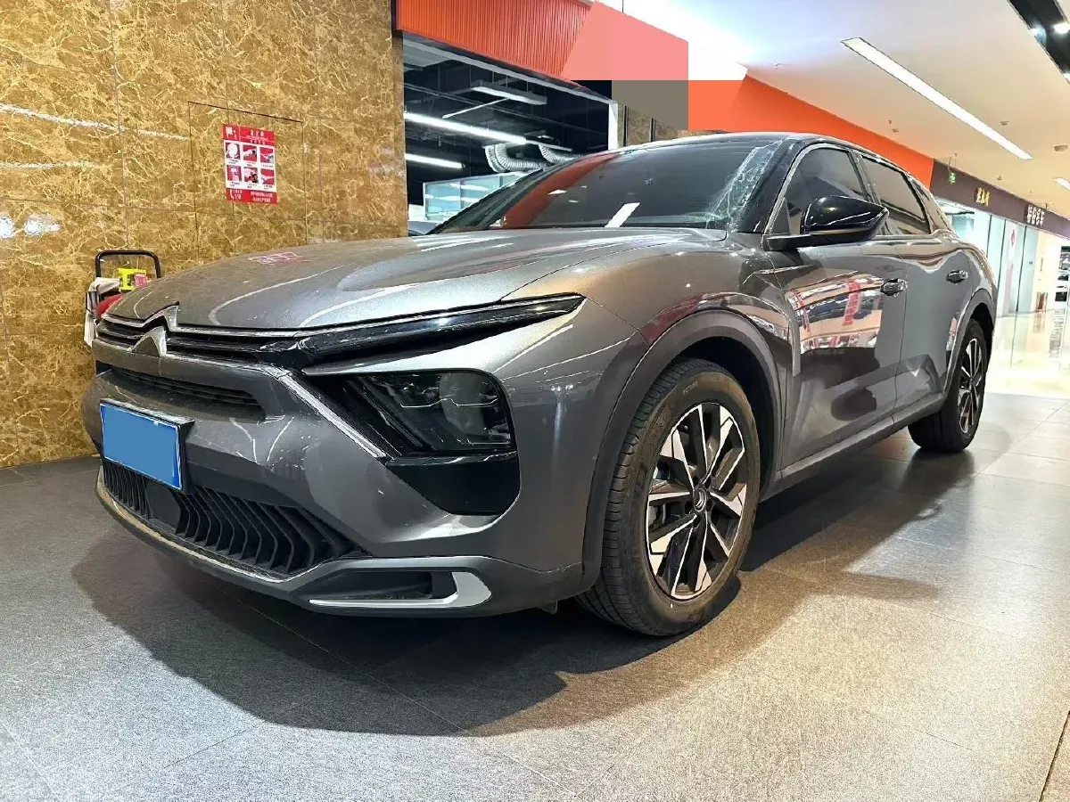 2022 Citroen C5 X 1.6T 175HP L4 8AT,autocango,china used car exporter,china ev exporter,chinese used car exporter,chinese used ev exporter