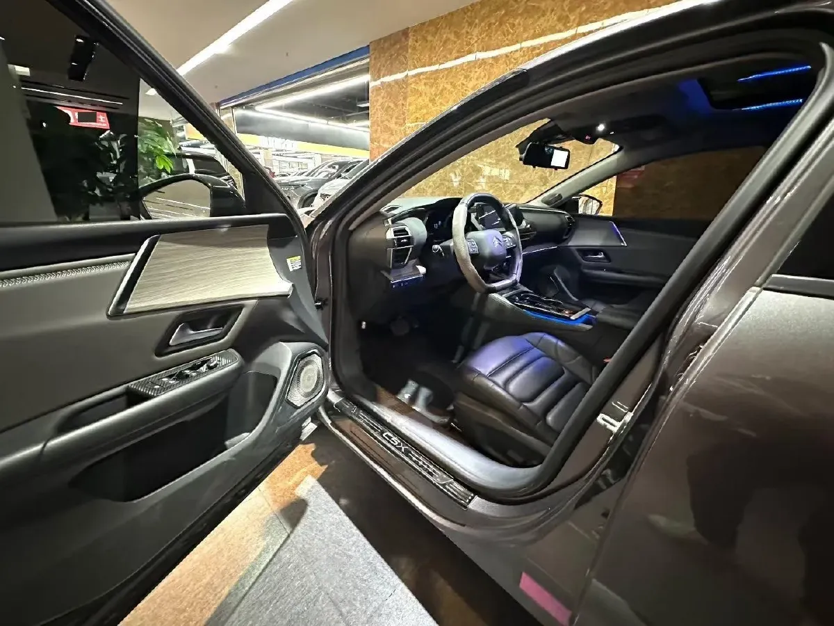 2022 Citroen C5 X 1.6T 175HP L4 8AT,autocango,china used car exporter,china ev exporter,chinese used car exporter,chinese used ev exporter