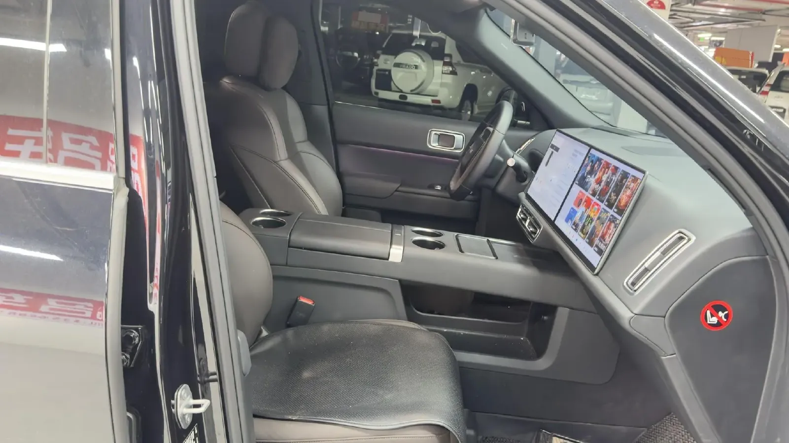 2023 Li L9 Range Extended 154HP REEV 42.6KWH,autocango,china used car exporter,china ev exporter,chinese used car exporter,chinese used ev exporter