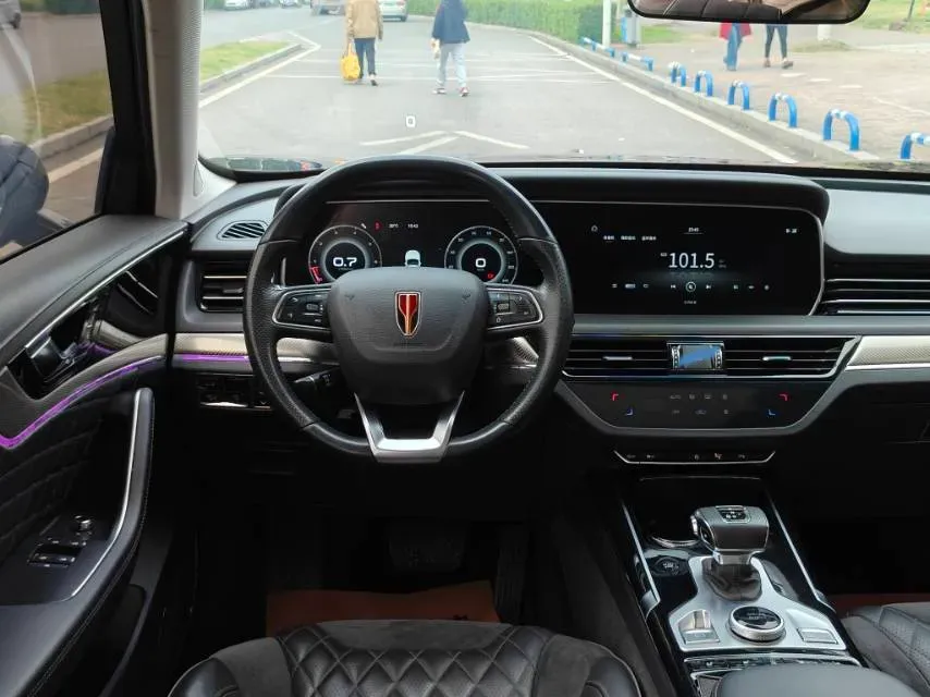 2022 HongQi HS5 2.0T 224HP L4 6AT,autocango,china used car exporter,china ev exporter,chinese used car exporter,chinese used ev exporter