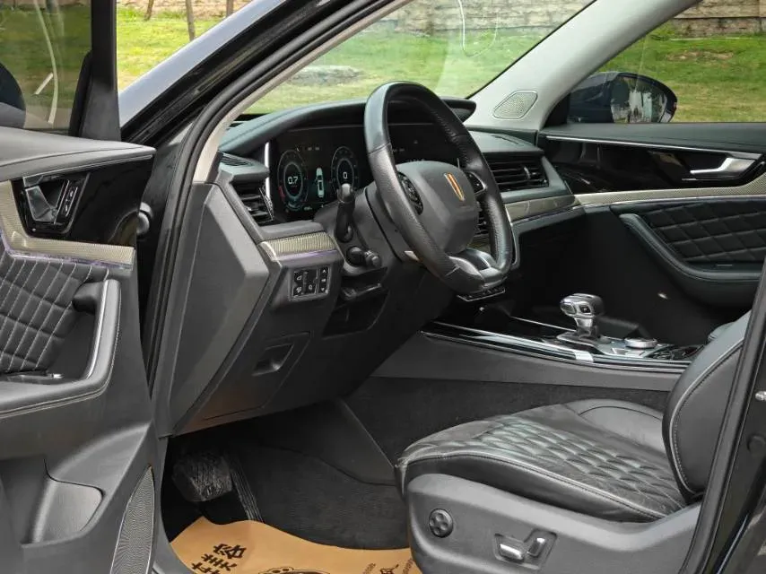 2022 HongQi HS5 2.0T 224HP L4 6AT,autocango,china used car exporter,china ev exporter,chinese used car exporter,chinese used ev exporter